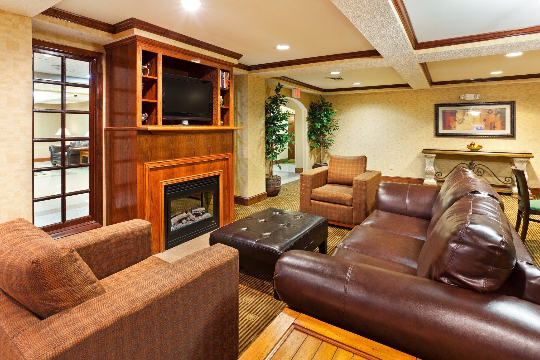 Holiday Inn Express & Suites Reidsville By Ihg Esterno foto
