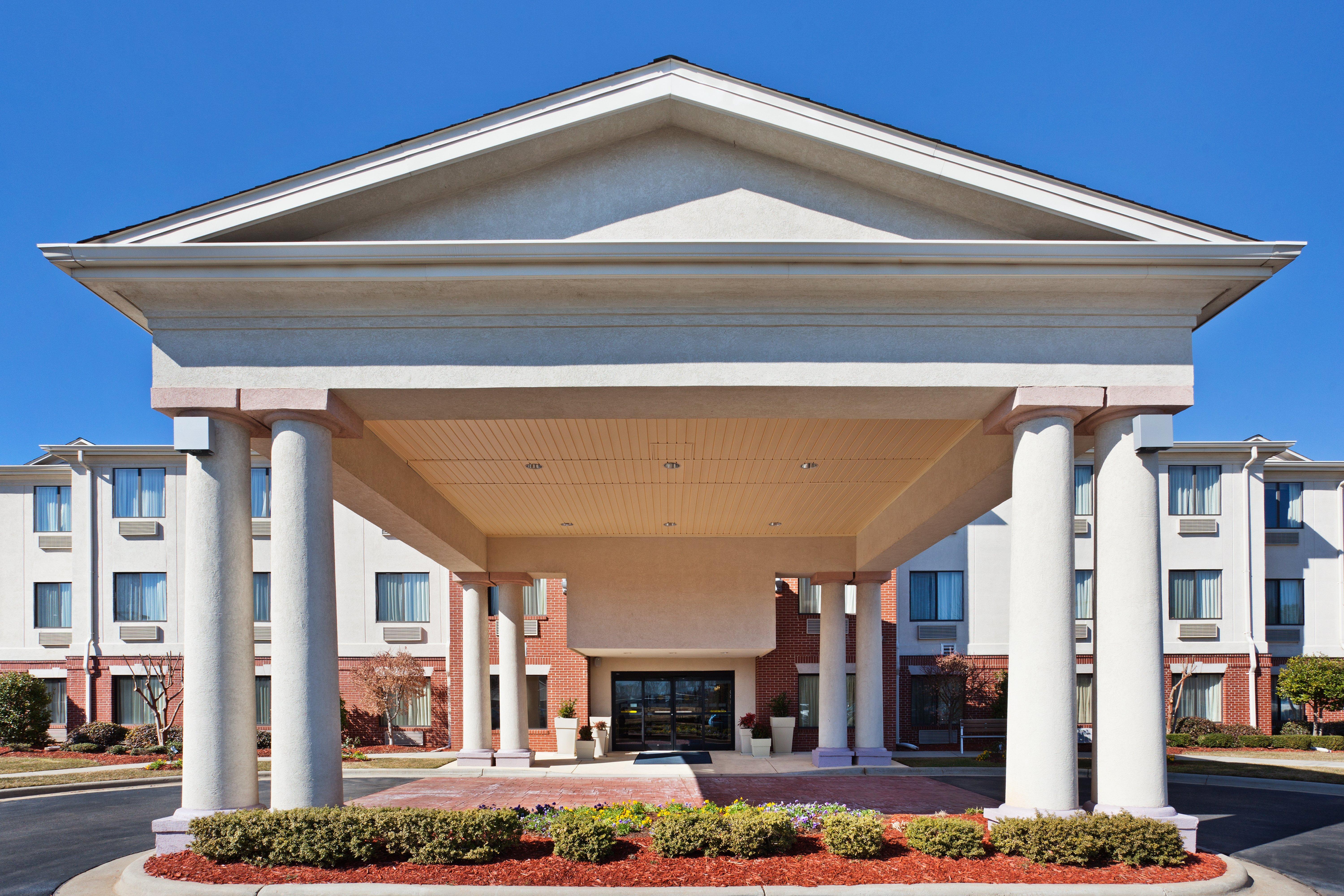 Holiday Inn Express & Suites Reidsville By Ihg Esterno foto