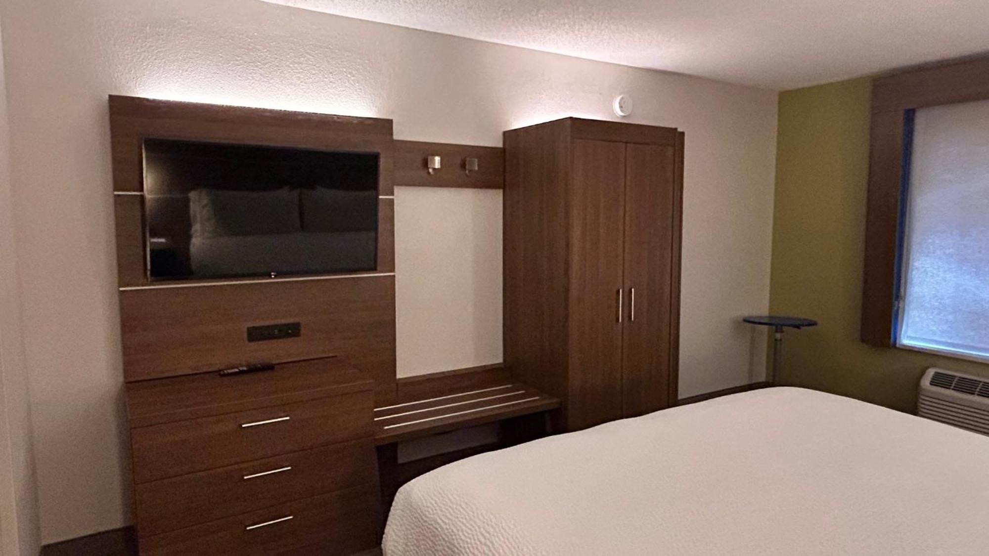 Holiday Inn Express & Suites Reidsville By Ihg Esterno foto