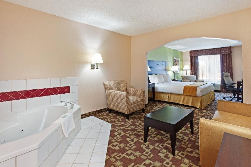 Holiday Inn Express & Suites Reidsville By Ihg Esterno foto