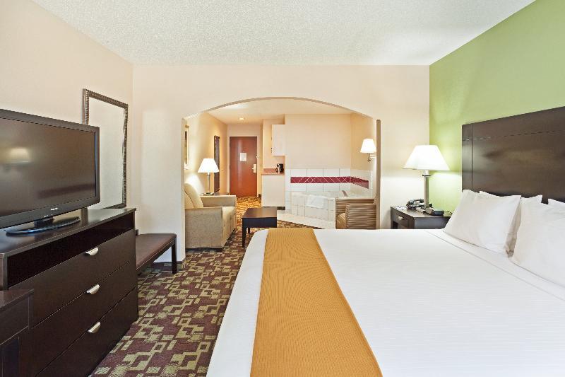 Holiday Inn Express & Suites Reidsville By Ihg Esterno foto